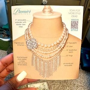 Premier Signature girl’s best FRIEND